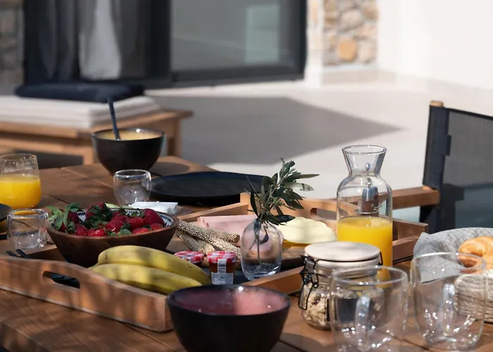 Olivera Suites Sarti